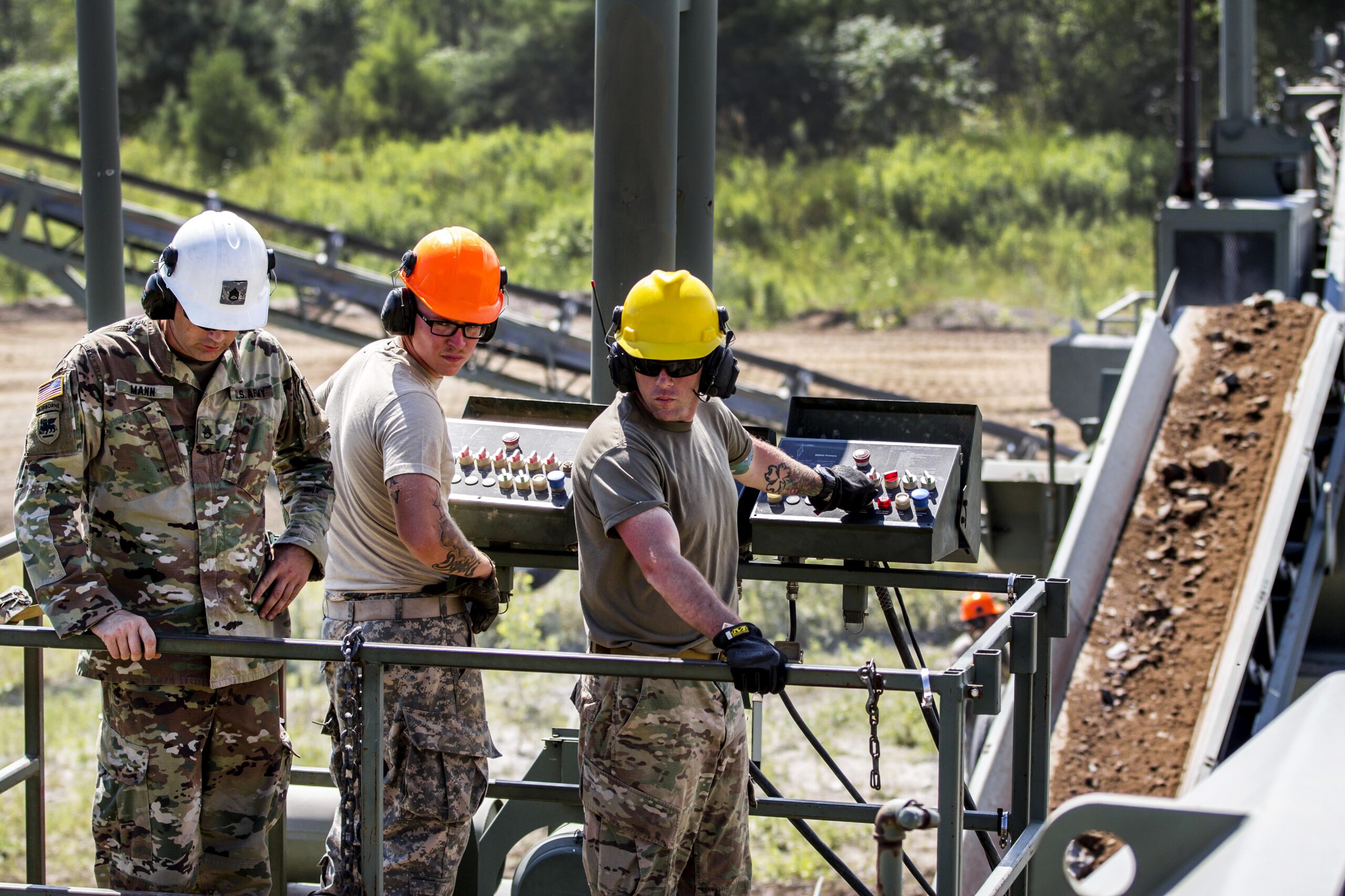 U.S. Army 12 Series MOS List: Construction & Engineer Jobs