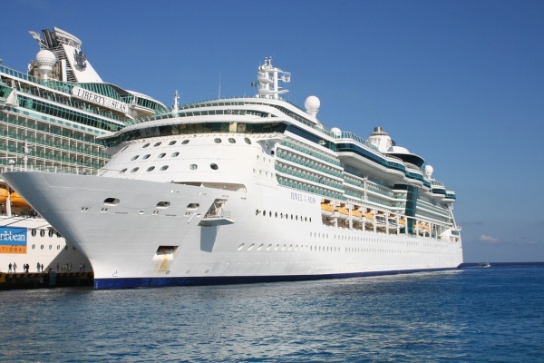 which cruise line has best military discount